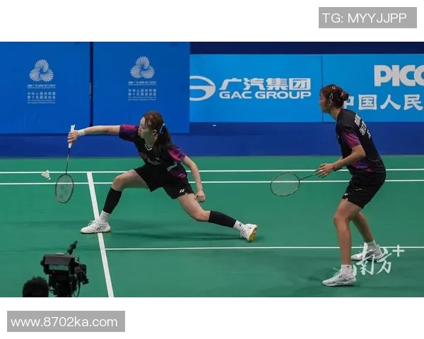 杭州羽毛球队在欧锦赛中的默契配合与精彩表现分析